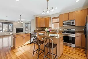 8900 31st St, Brookfield, IL 60513 - Photo 4