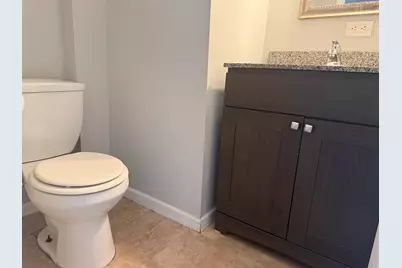 557 W Water Street, Waukegan, IL 60085 - Photo 4