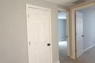 557 W Water St, Waukegan, IL 60085 - Photo 14