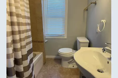 557 W Water Street, Waukegan, IL 60085 - Photo 12