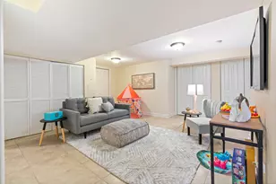 5118 Morse Ave, Skokie, IL 60077 - Photo 20