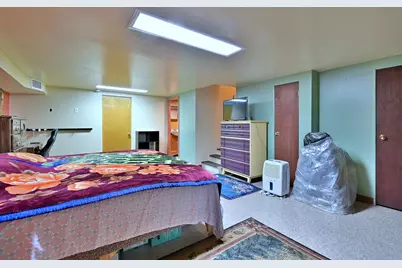 2125 N Kenneth Avenue, Chicago, IL 60639 - Photo 20