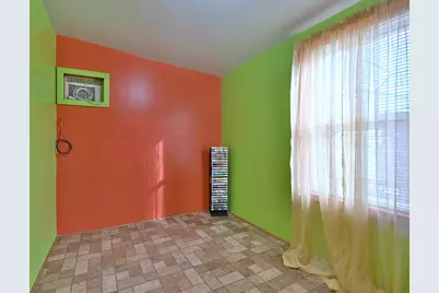 2125 N Kenneth Avenue, Chicago, IL 60639 - Photo 16