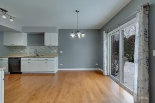 16556 Willow Walk Dr, Lockport, IL 60441 - Photo 8