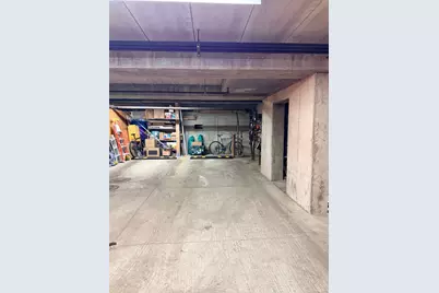 625 W Patterson Avenue #2W, Chicago, IL 60613 - Photo 24