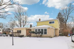 2931 Greenleaf Ave, Wilmette, IL 60091 - Photo 2