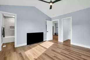 313 E Overton St, Tuscola, IL 61953 - Photo 18