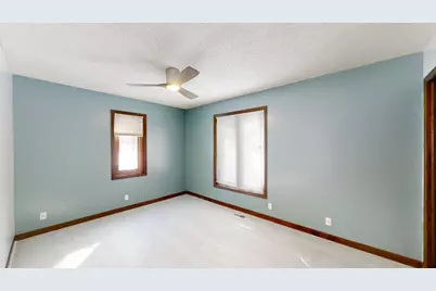 1756 W Ravina Park Road, Decatur, IL 62526 - Photo 36