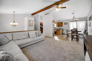 7515 Hickory Trail, Wonder Lake, IL 60097 - Photo 4