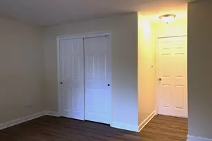 1188 Royal Glen Dr, Glen Ellyn, IL 60137 - Photo 8