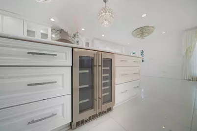 606 S Arlington Heights Road, Arlington Heights, IL 60005 - Photo 8