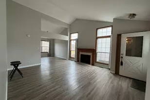 429 Prairieview Dr, Oswego, IL 60543 - Photo 4