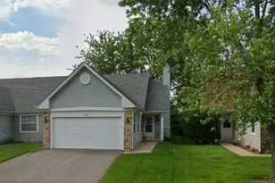 429 Prairieview Dr, Oswego, IL 60543 - Photo 1