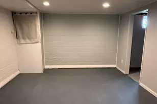 1124 E 1st Ave, Monmouth, IL 61462 - Photo 12