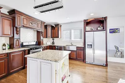 229 N Myrtle Avenue, Elmhurst, IL 60126 - Photo 14