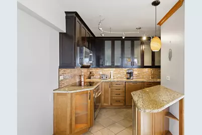 4250 N Marine Drive #2308, Chicago, IL 60613 - Photo 6