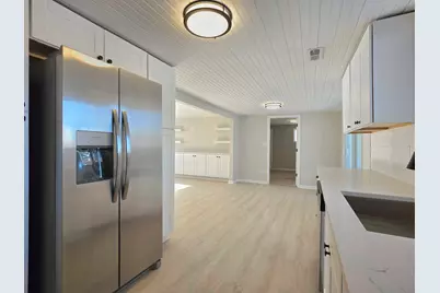 946 W Arlington Lane, Crete, IL 60417 - Photo 4