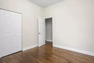 4542 S Indiana Ave, Chicago, IL 60653 - Photo 10