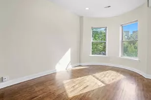 4542 S Indiana Ave, Chicago, IL 60653 - Photo 4