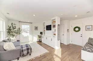 1030 Bogart St, Des Plaines, IL 60018 - Photo 4