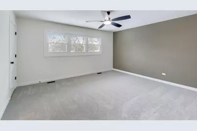 123 Kainer Avenue, Barrington, IL 60010 - Photo 16