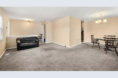 18033 Idlewild Drive, Country Club Hills, IL 60478 - Photo 4