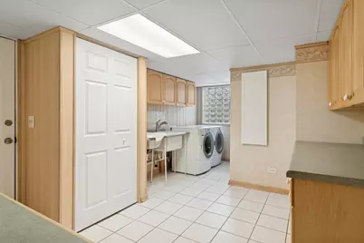 1522 E Fleming Drive N, Arlington Heights, IL 60004 - Photo 12