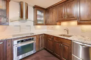 1440 N Lake Shore Dr, Chicago, IL 60610 - Photo 8