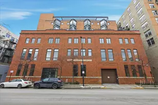 222 S Racine Ave, Chicago, IL 60607 - Photo 1