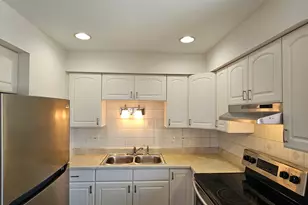 7535 Tiffany Dr, Orland Park, IL 60462 - Photo 8