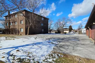 7535 Tiffany Dr, Orland Park, IL 60462 - Photo 24