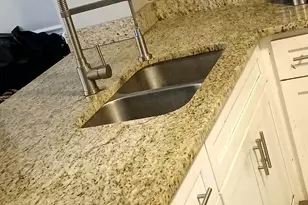 3925 Euclid Ave, Stickney, IL 60402 - Photo 4