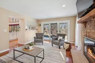 0N655 Courtney Ln, Winfield, IL 60190 - Photo 12