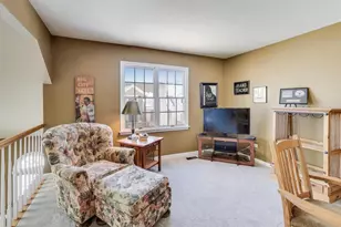 11144 Indian Woods Dr, Indian Head Park, IL 60525 - Photo 14