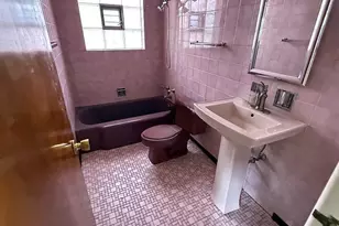 8826 S Prairie Ave, Chicago, IL 60619 - Photo 10