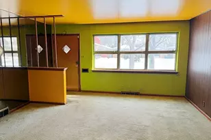 8826 S Prairie Ave, Chicago, IL 60619 - Photo 4