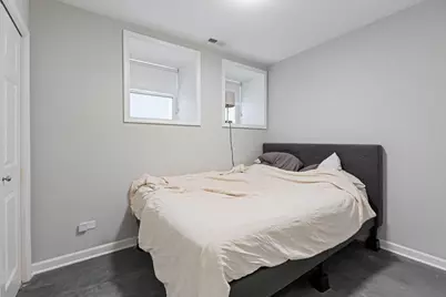 3432 W Melrose Street, Chicago, IL 60618 - Photo 36