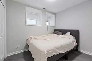 3432 W Melrose St, Chicago, IL 60618 - Photo 36