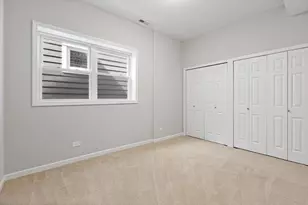 3432 W Melrose St, Chicago, IL 60618 - Photo 12