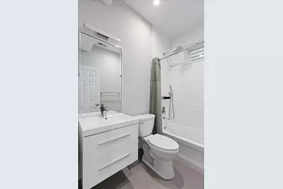 3432 W Melrose Street, Chicago, IL 60618 - Photo 8