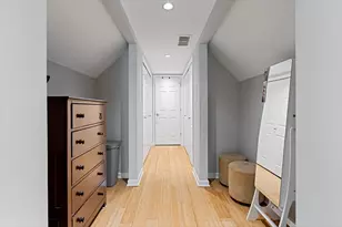 3432 W Melrose St, Chicago, IL 60618 - Photo 30