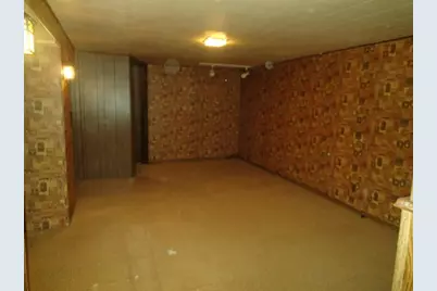 8022 Kelley Road, Winnebago, IL 61088 - Photo 12