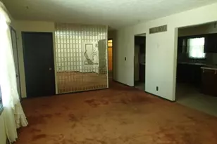 8022 Kelley Rd, Winnebago, IL 61088 - Photo 4