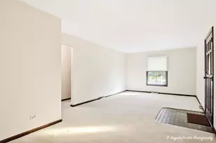 26140 N Ann Ct, Wauconda, IL 60084 - Photo 4