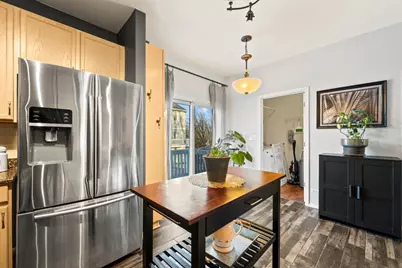 974 Mayfair Court, Elk Grove Village, IL 60007 - Photo 6