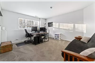 974 Mayfair Court, Elk Grove Village, IL 60007 - Photo 24