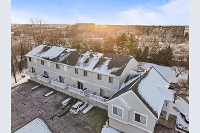 974 Mayfair Court, Elk Grove Village, IL 60007 - Photo 26