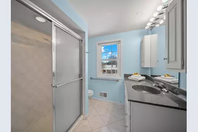 3058 Knollwood Lane, Glenview, IL 60025 - Photo 20