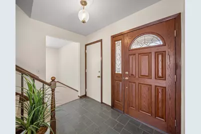 3058 Knollwood Lane, Glenview, IL 60025 - Photo 4