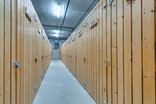 100 N Bokelman St, Roselle, IL 60172 - Photo 16